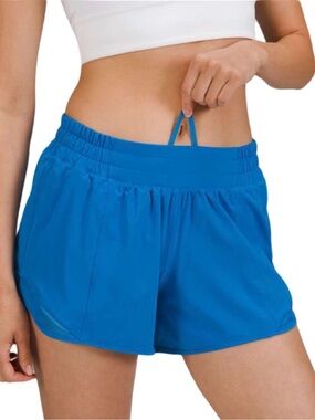 Lululemon Hotty Hot Low-Rise Lined Short 4"  in Poolside Neon Blue  - Sz 6 - EUC